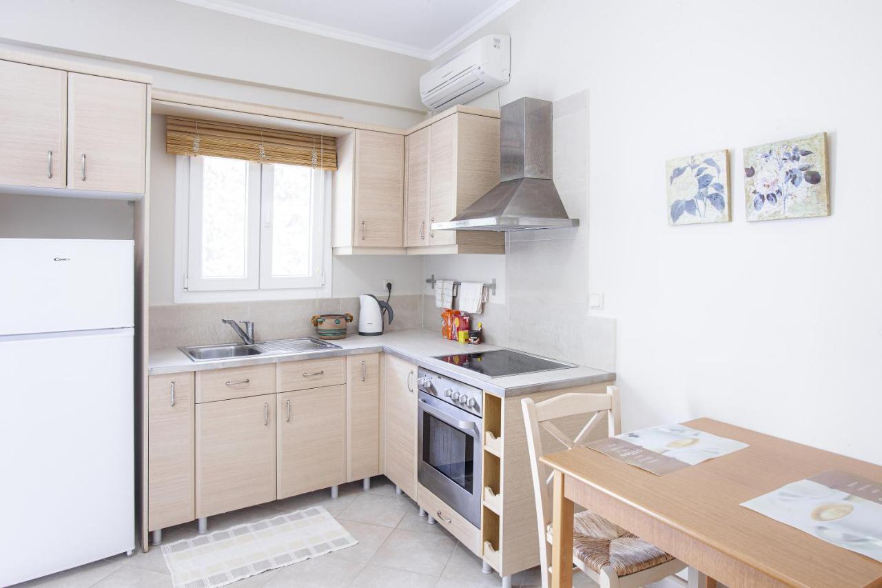 Kassiopi Seafront Elegant Apartments Exterior foto
